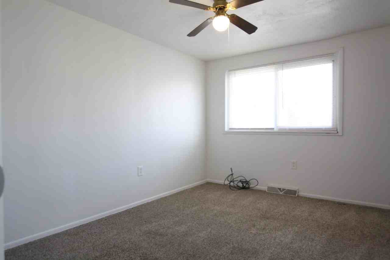 485 Garfield Ave #2 - Photo 5 of 6