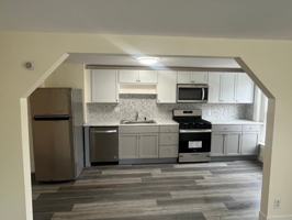 featured image of 697 Islington St #1