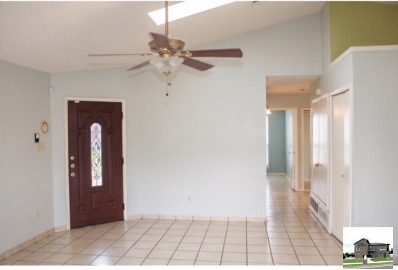 2404 Fieldstone Dr - Photo 3 of 32