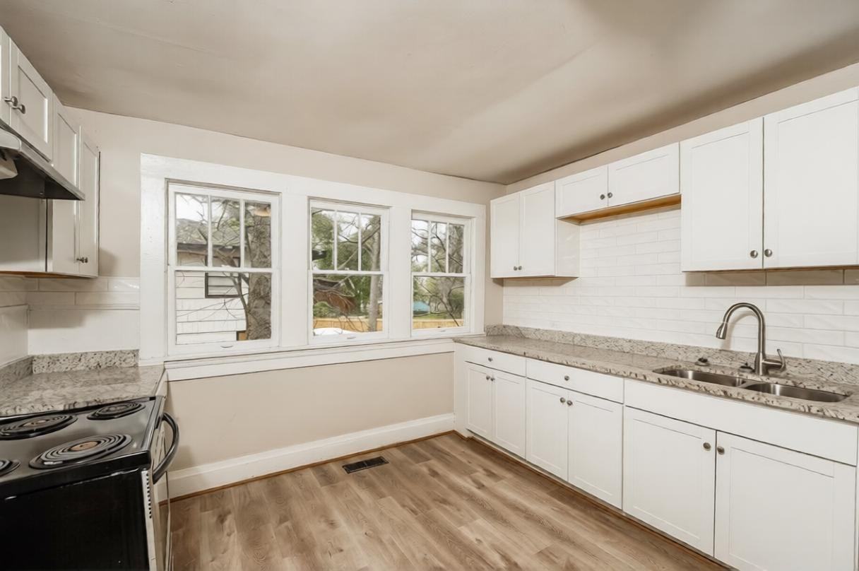 148 York Dr #NA - Photo 3 of 5