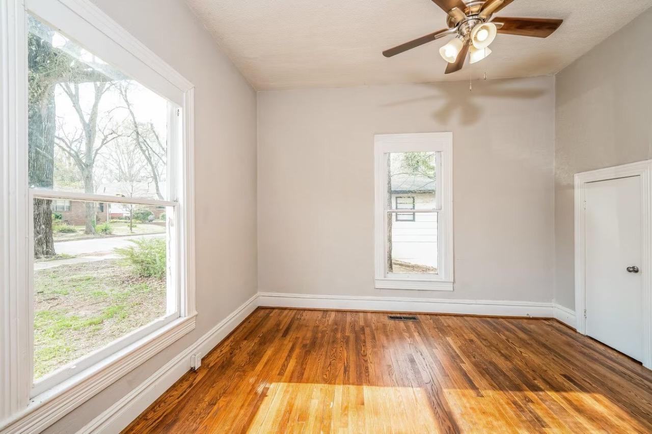 148 York Dr #NA - Photo 5 of 5