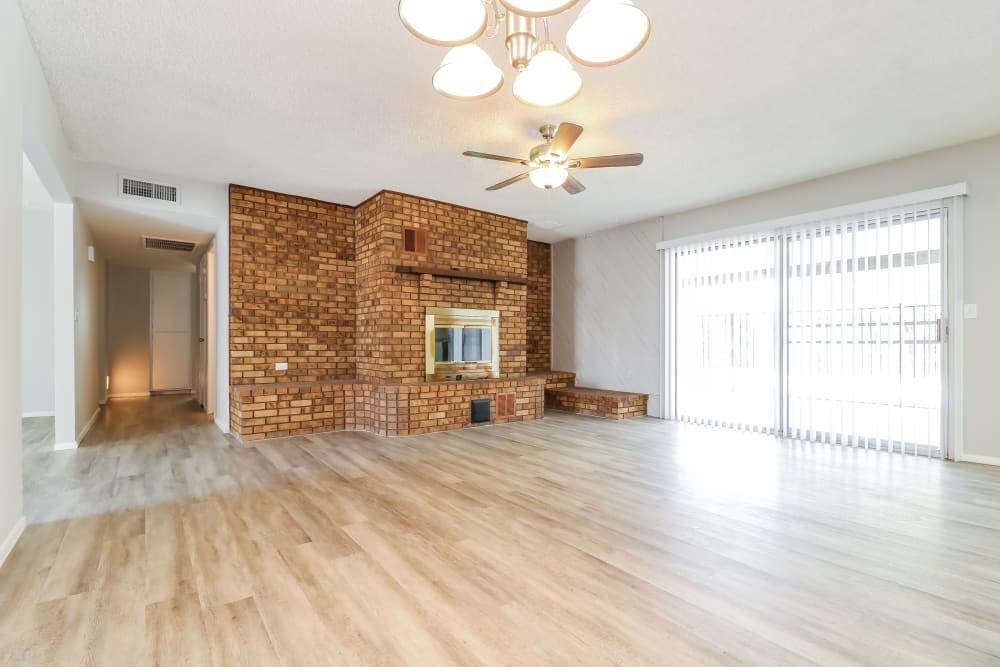 5142 W Laurie Ln #NA - Photo 2 of 11