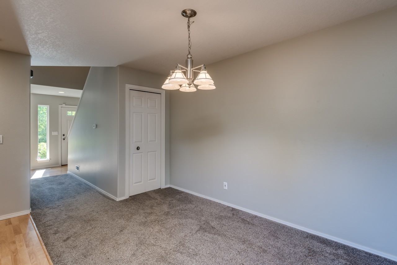 20815 20815 Orchard Place - Photo 7 of 19
