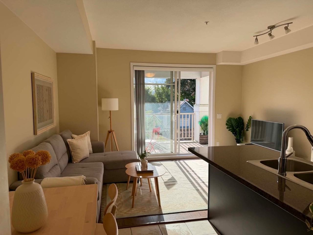 46262 First Ave - Photo 3 of 13