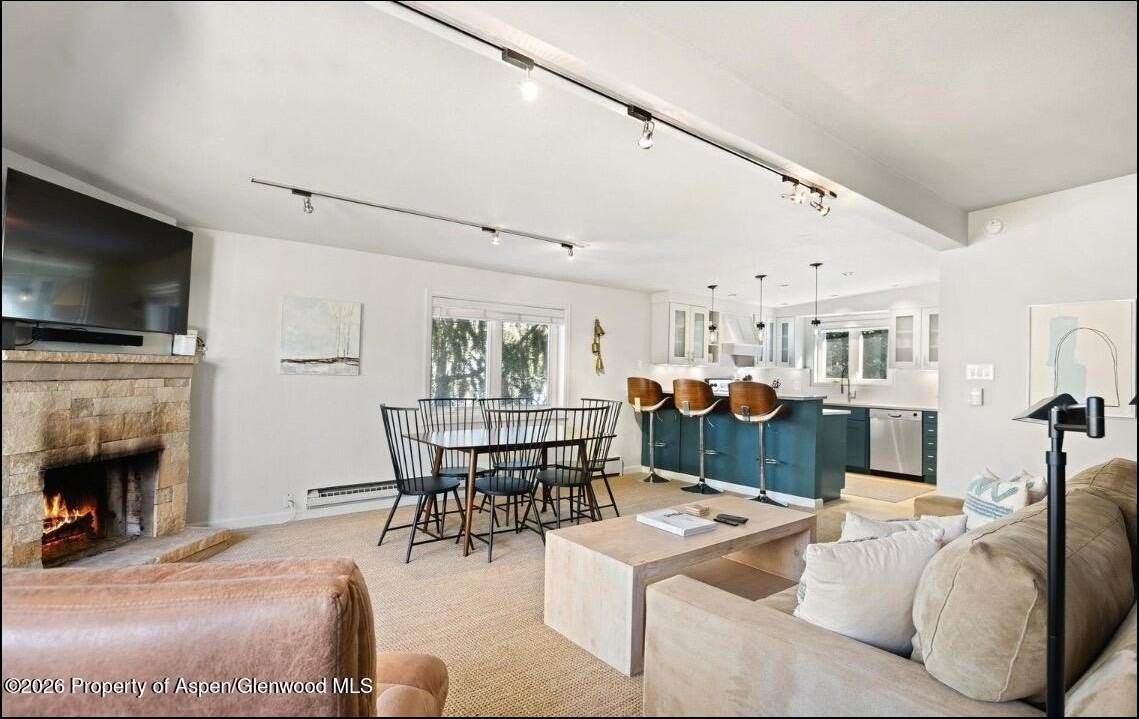 805 E Cooper Ave #12 - Photo 4 of 14