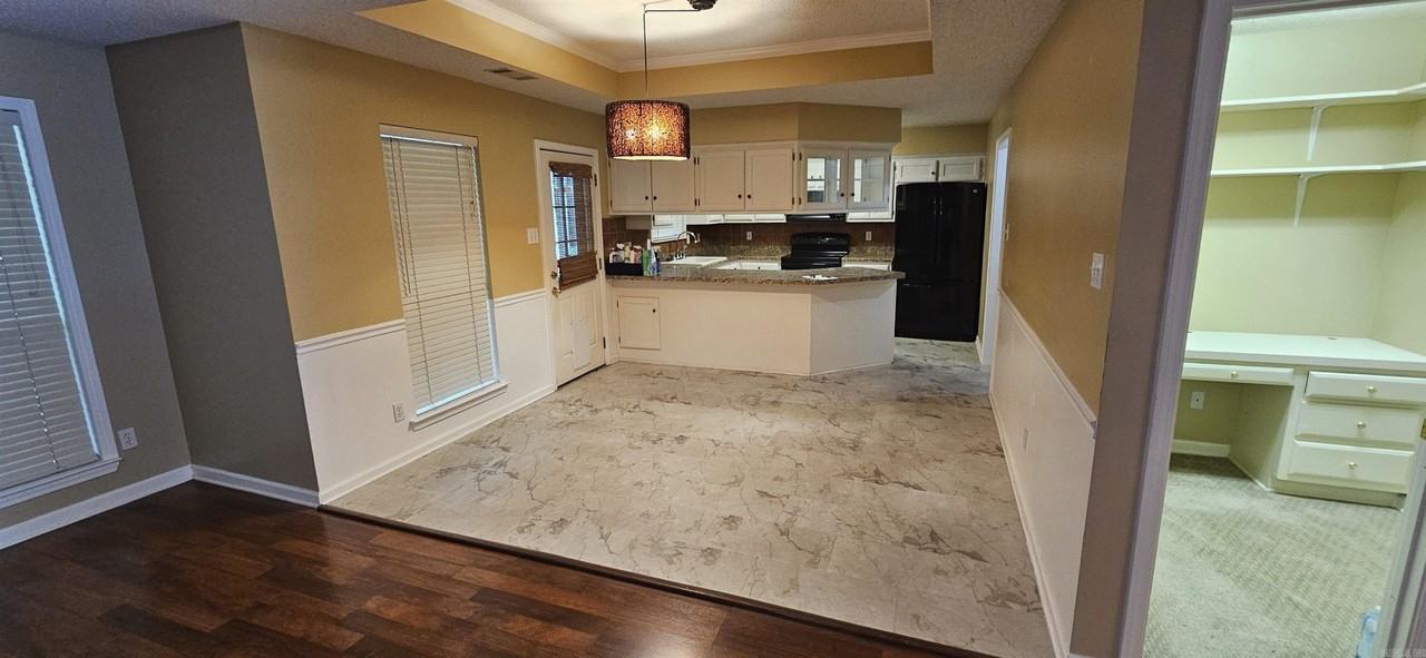 52 Springridge Dr - Photo 5 of 20