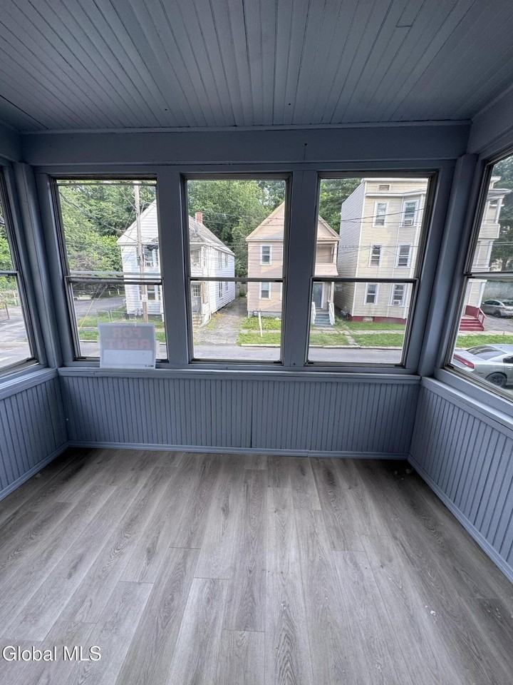885 Yorkston St #2 - Photo 3 of 11