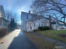 featured image of 71 Fennbrook Rd