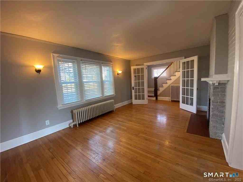 71 Fennbrook Rd - Photo 4 of 27