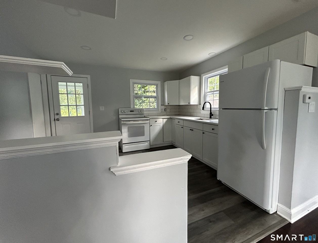 152 Cottage Rd - Photo 7 of 25
