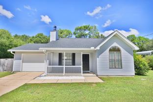 213 Walker Cir W - Photo 1 of 1