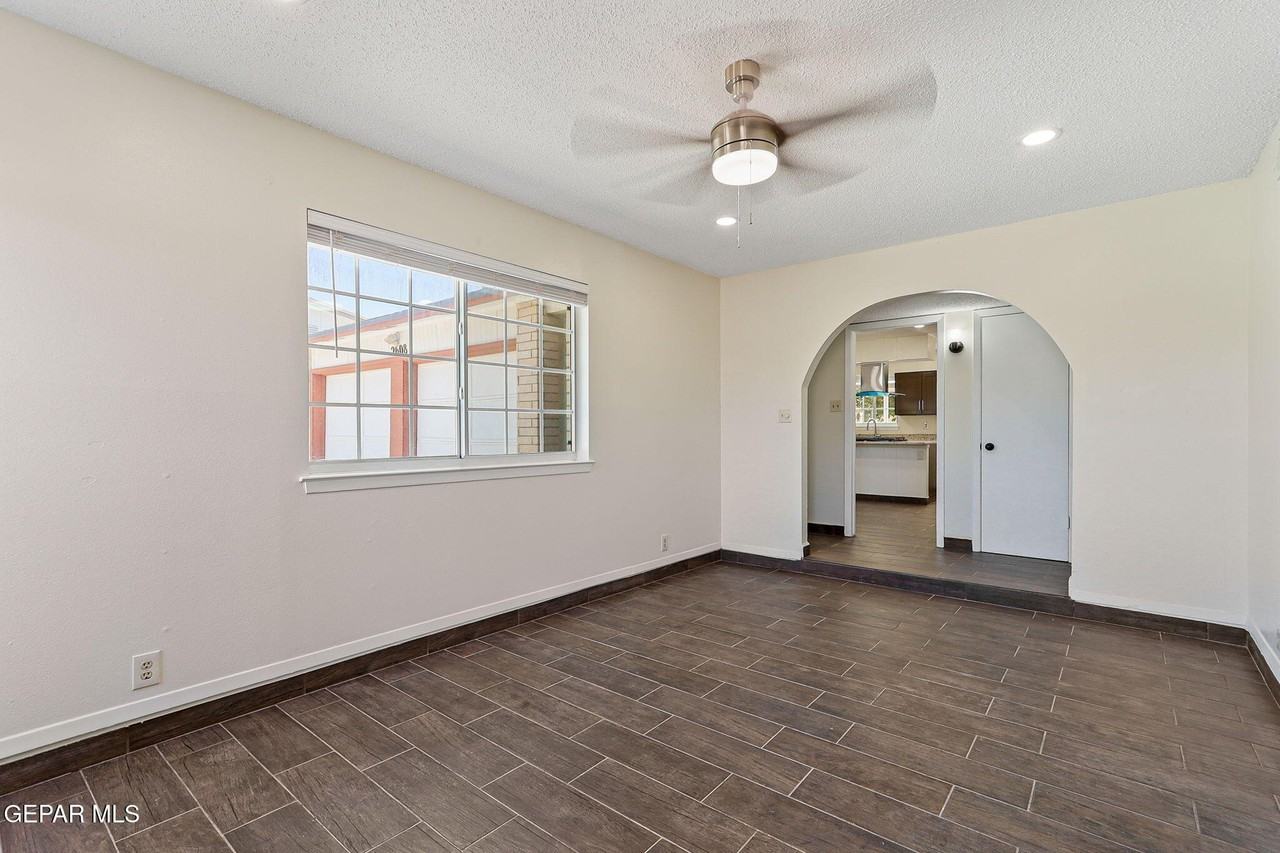 2608 Dan Sikes Dr - Photo 5 of 30