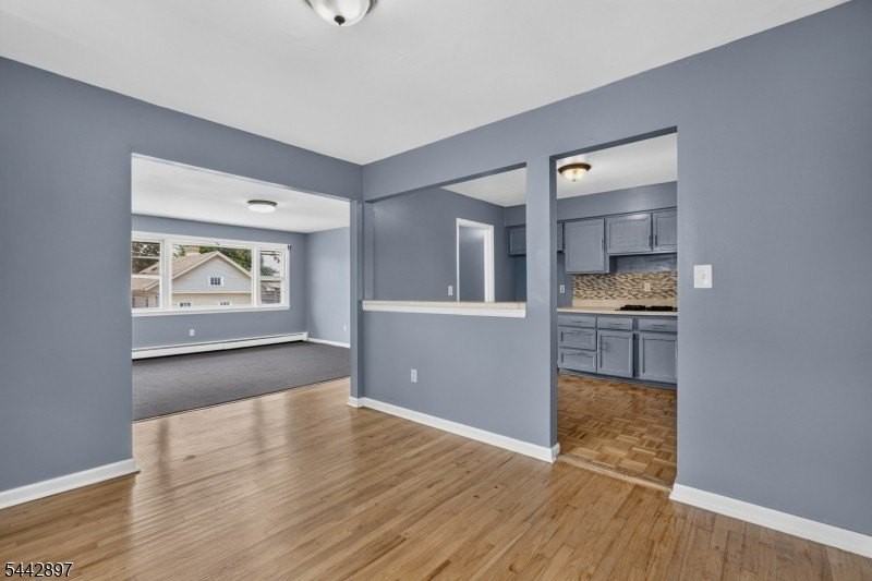 1755 Winfield St Apt 2 #2 - Photo 6 of 23