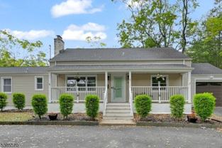 3 Country Club Rd - Photo 1 of 1