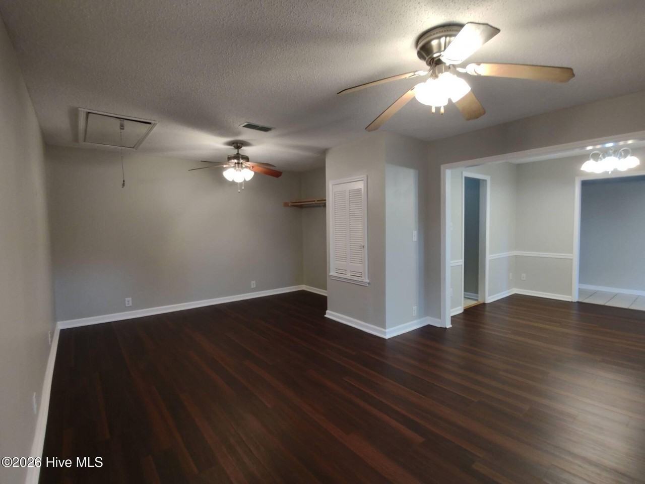 602 Sand Ridge Rd - Photo 7 of 26