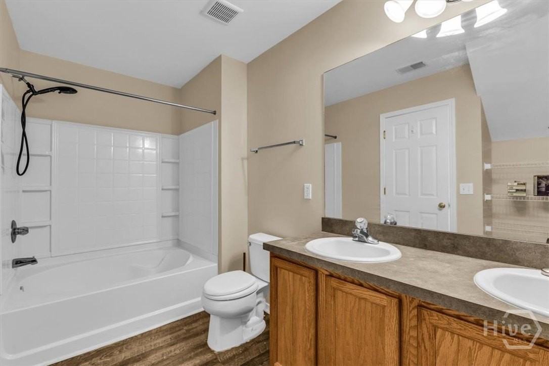 129 Fairgreen St - Photo 3 of 14