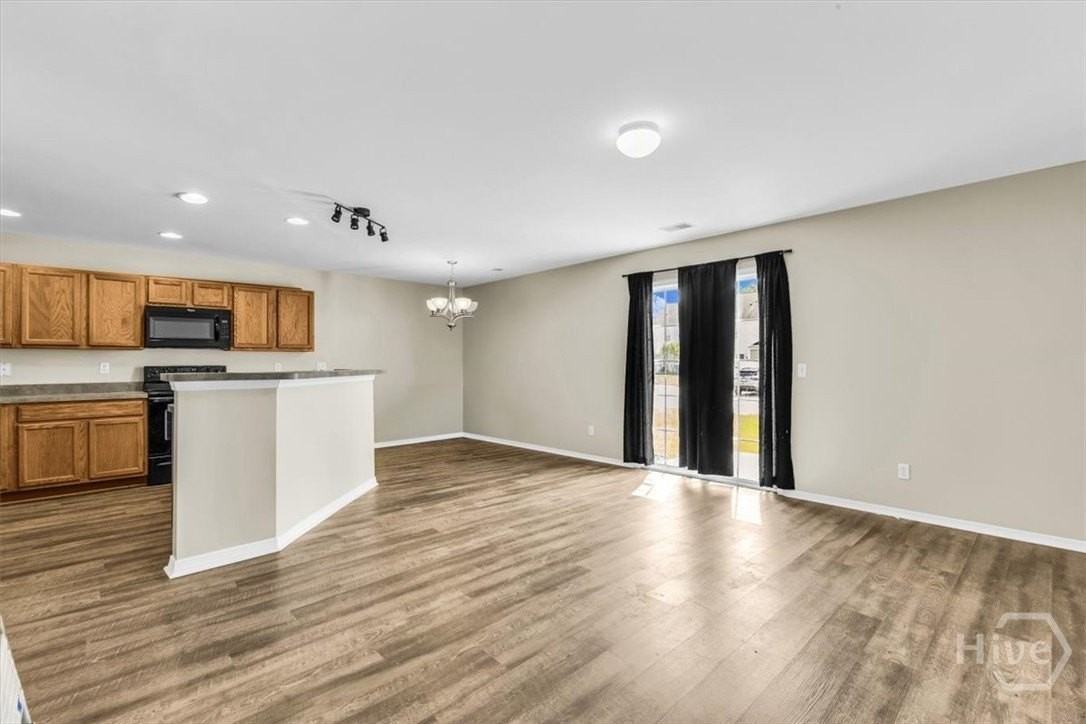 129 Fairgreen St - Photo 4 of 14