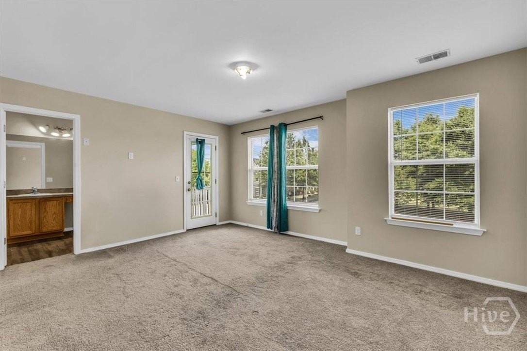 129 Fairgreen St - Photo 7 of 14
