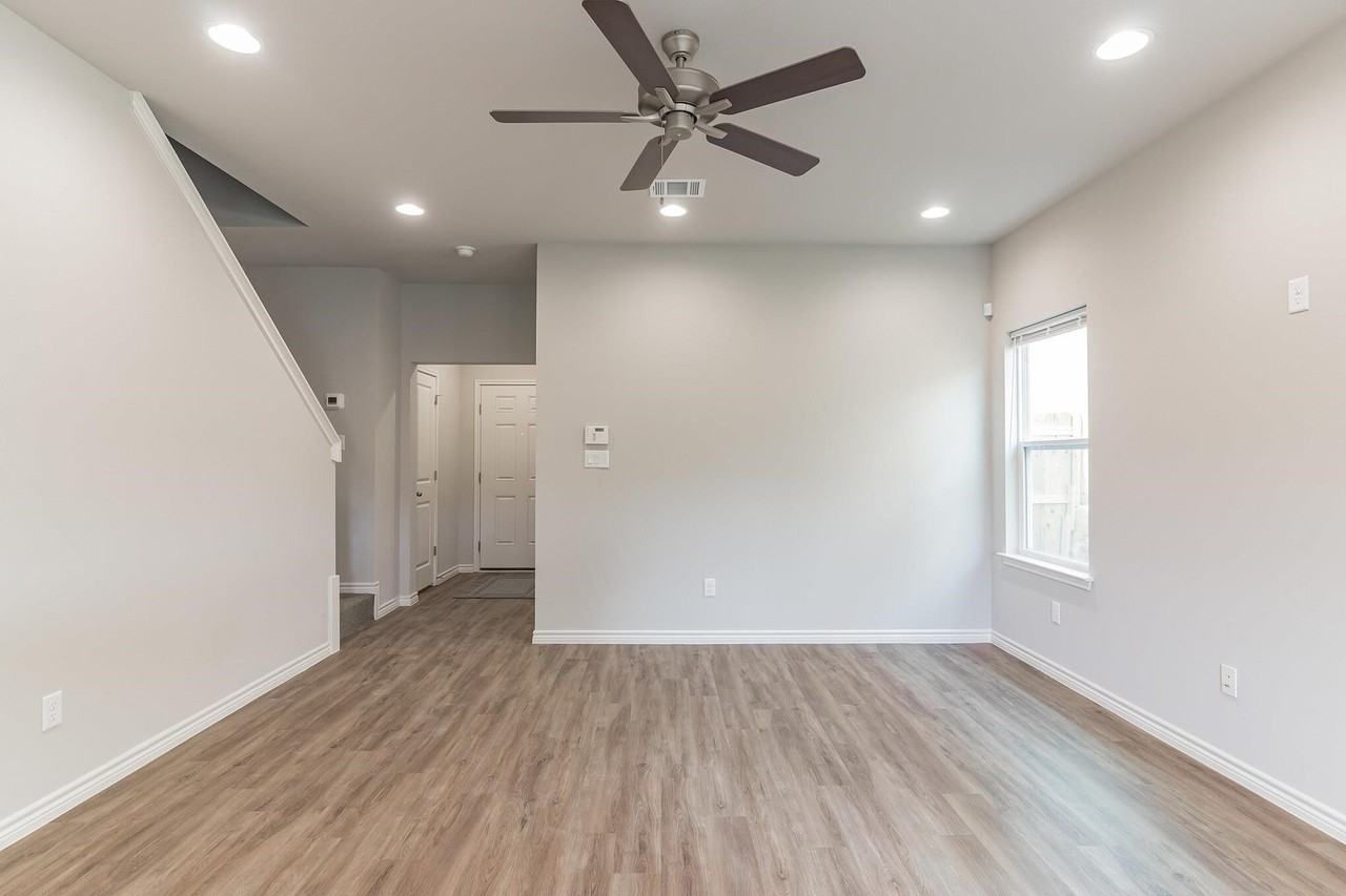 122 Peruna Dr - Photo 5 of 27