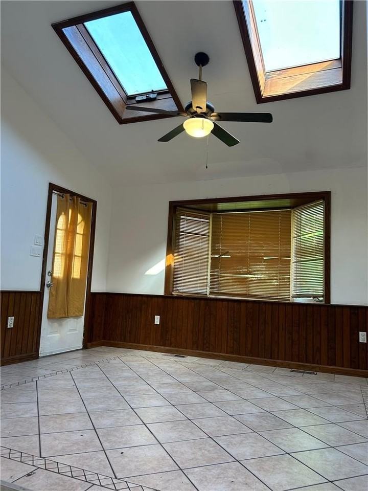138 S 3rd St - Photo 6 of 18