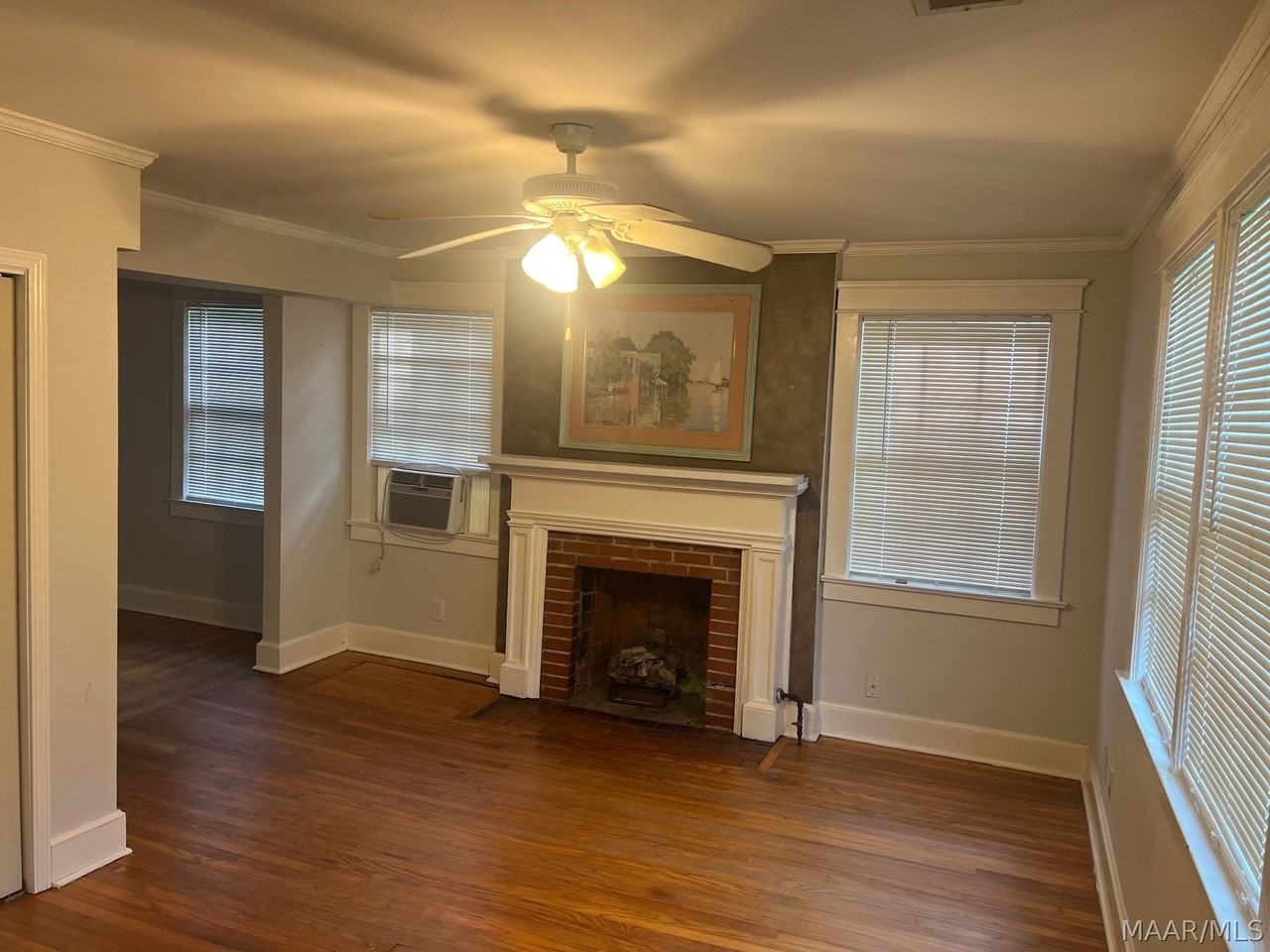 201 Arlington Rd #A - Photo 2 of 11