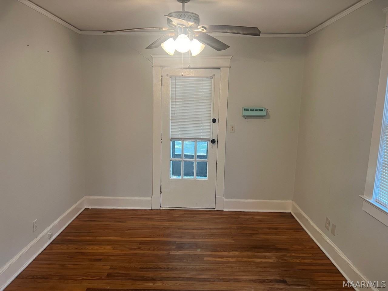 201 Arlington Rd #A - Photo 4 of 11