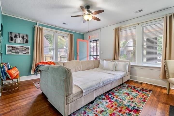 2036 Linden Ave #2038 - Photo 4 of 17