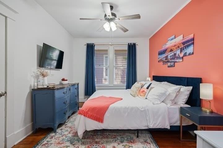 2036 Linden Ave #2036 - Photo 2 of 11