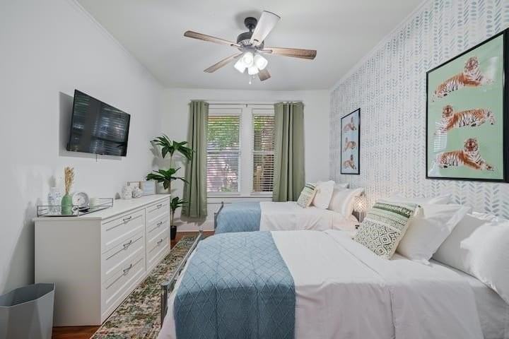 2036 Linden Ave #2036 - Photo 5 of 11