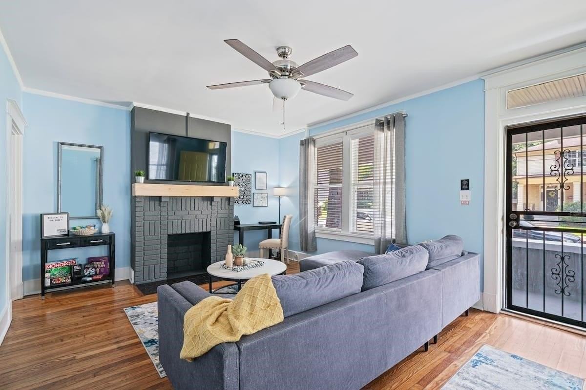 2036 Linden Ave #2036 - Photo 7 of 11