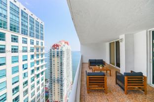 1200 Brickell Bay Dr #3614 - Photo 1 of 1
