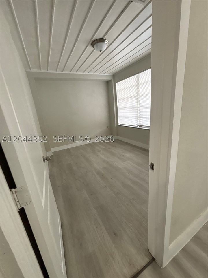 5011 Sw 5th St #0 - Photo 2 of 6
