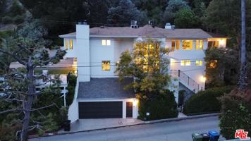 featured image of 1759 N Beverly Dr