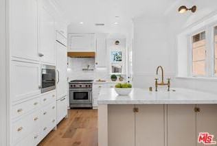 829 Idaho Ave - Photo 4 of 8