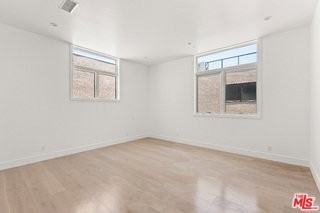 728 Indiana Ave - Photo 6 of 8