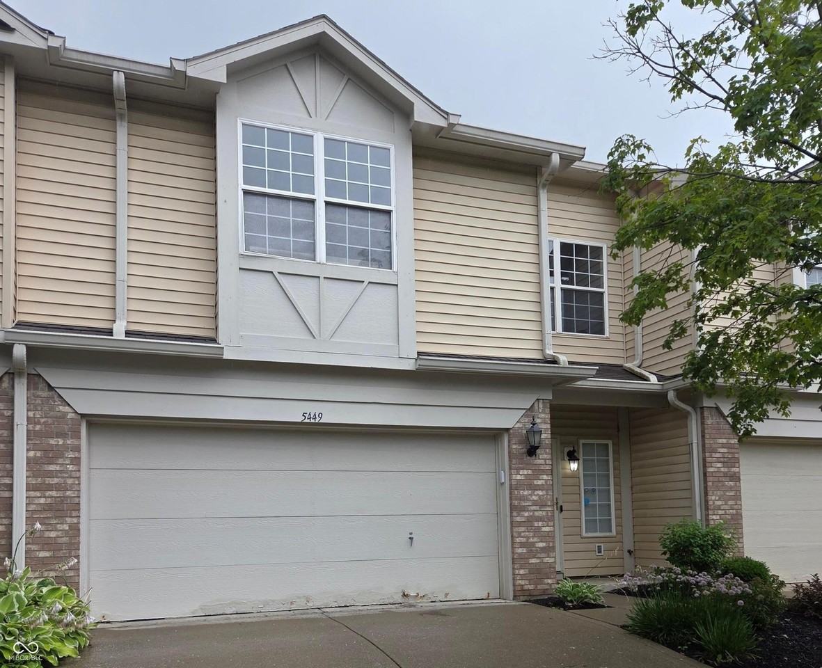 5449 Nighthawk Dr - Photo 2 of 5