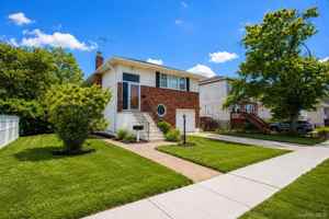 featured image of 26 Lancaster Rd #1stFL