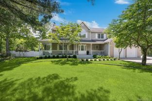 167 Tuckahoe Ln - Photo 1 of 1