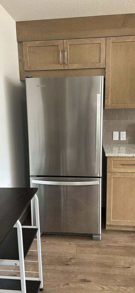 196 Ambleside Crescent Northwest - Photo 6 of 12