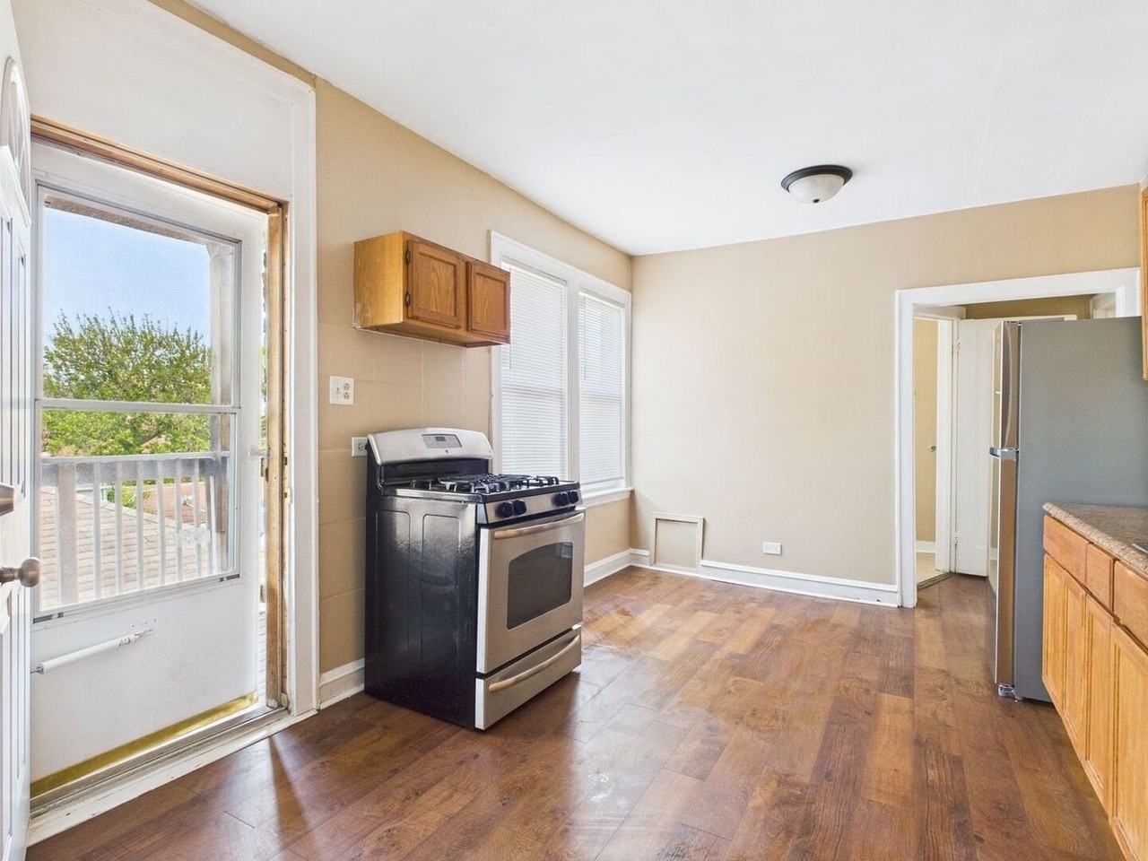 4338 W Kamerling Ave #2N - Photo 6 of 22