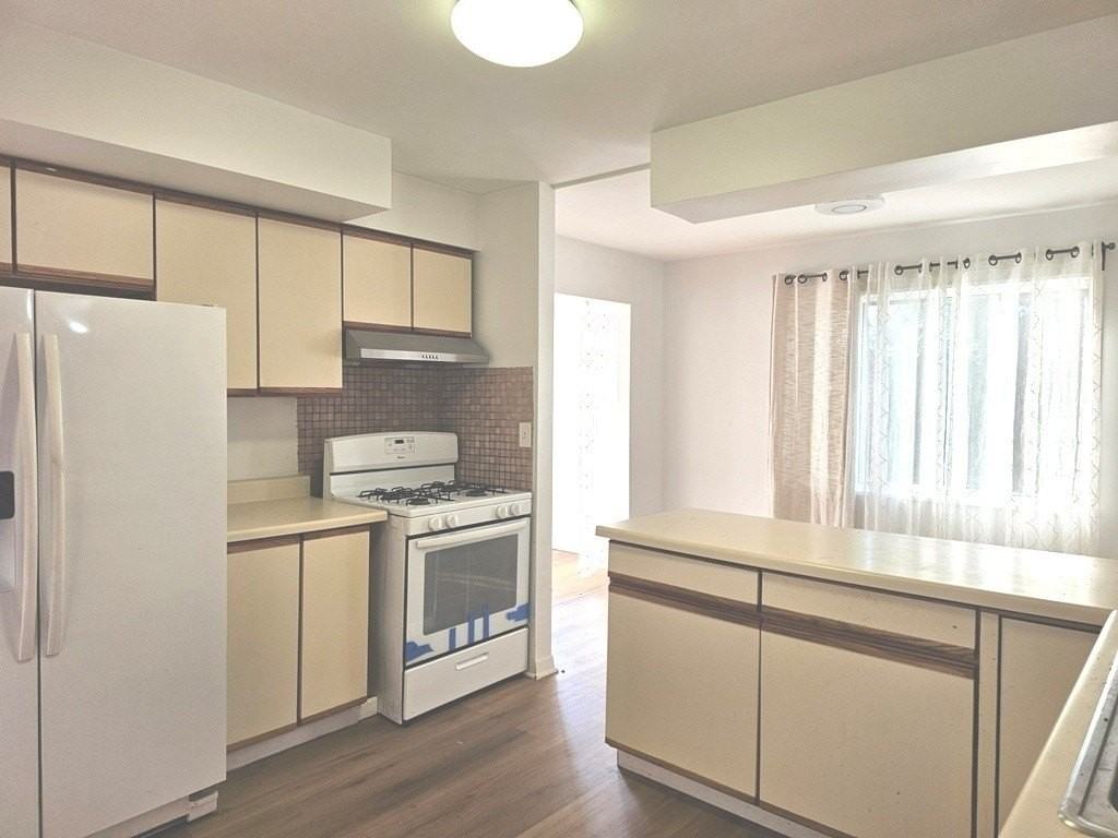 4527 Lilac Ave - Photo 3 of 31