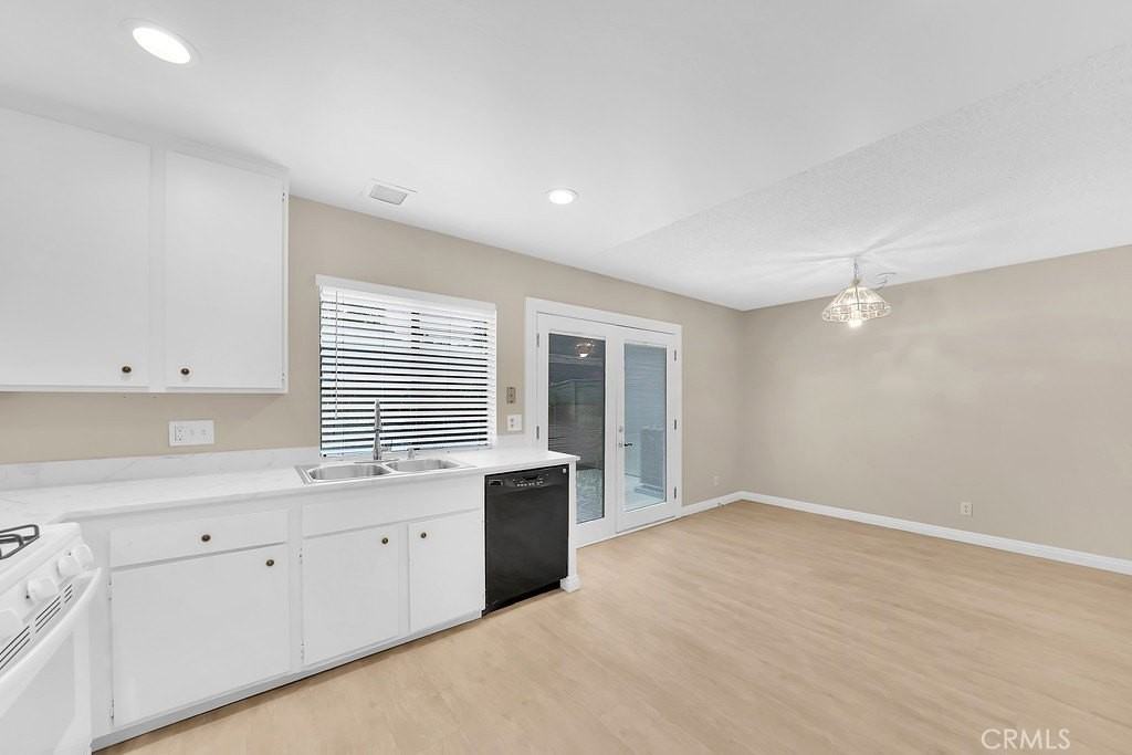 7 Fairfield #145 - Photo 3 of 21