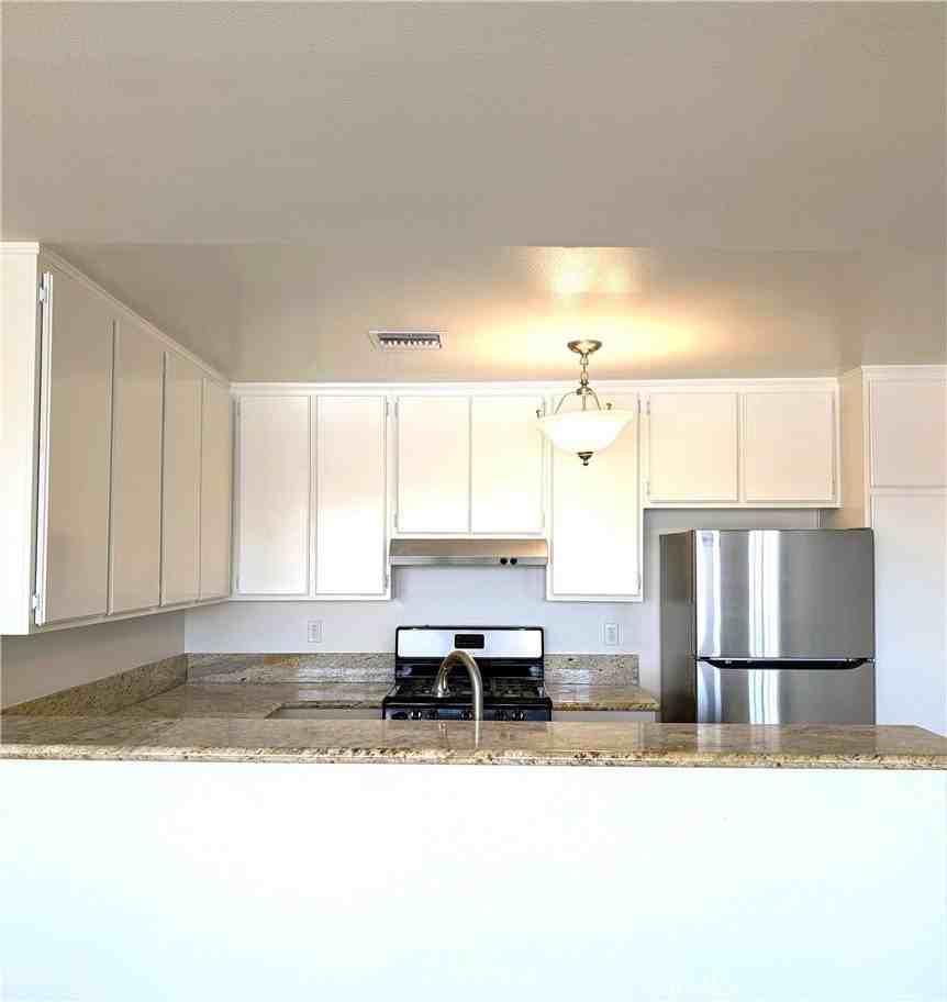 17330 Chatsworth St #9 - Photo 4 of 17