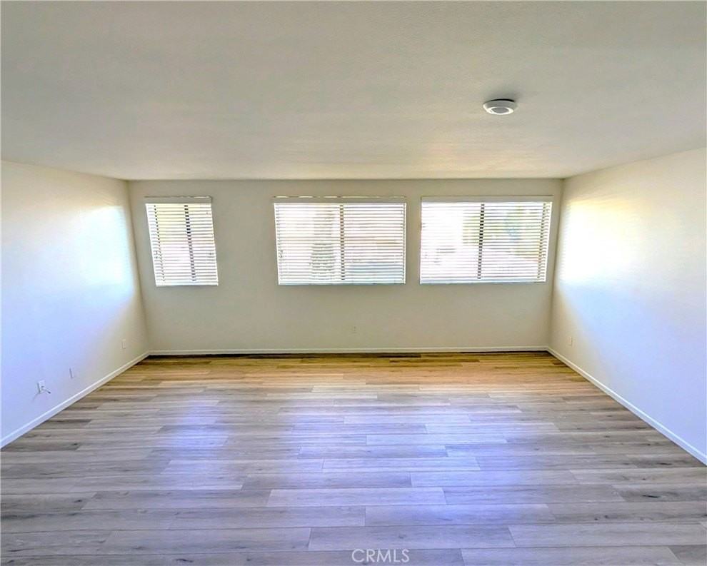 17330 Chatsworth St #9 - Photo 5 of 17