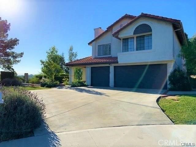 23491 Thornewood Dr - Photo 2 of 33