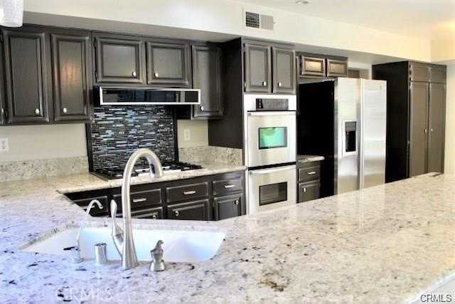 23491 Thornewood Dr - Photo 6 of 33