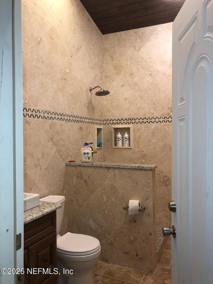 12556 Joda Ln E - Photo 4 of 18
