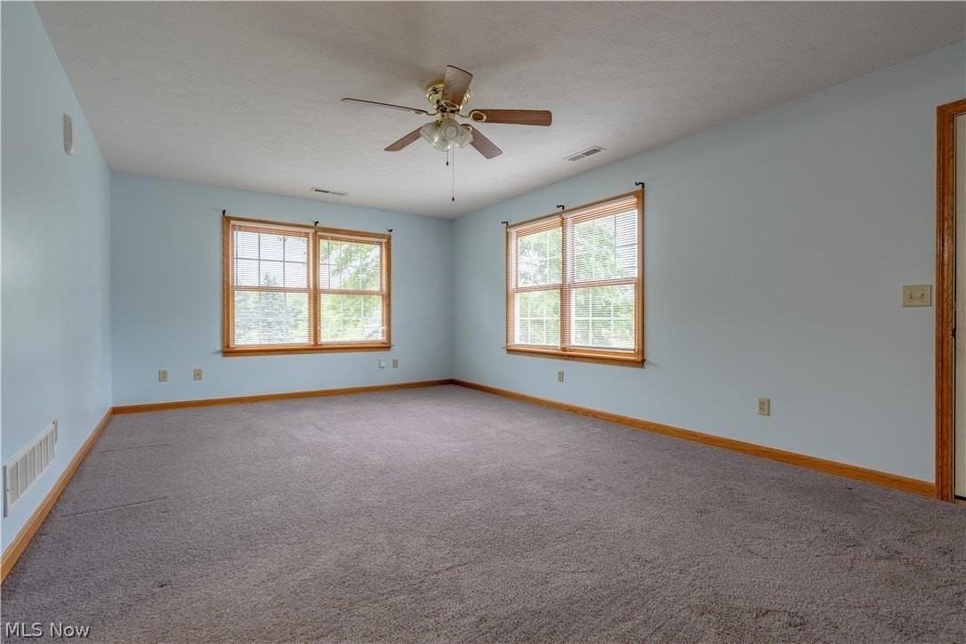 2919 Cliftmont Ave Ne - Photo 3 of 33