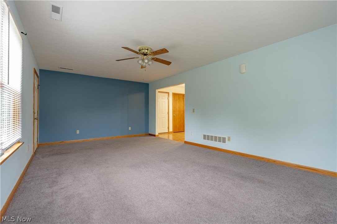2919 Cliftmont Ave Ne - Photo 5 of 33