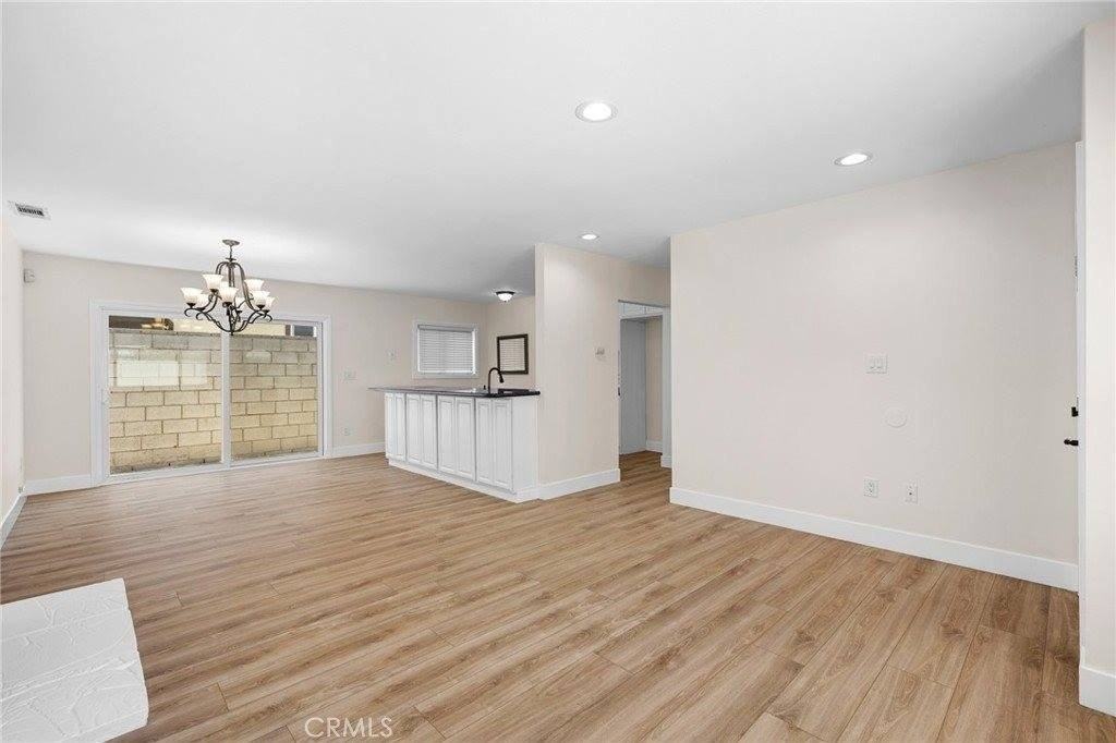 8318 Jayseel St - Photo 7 of 26